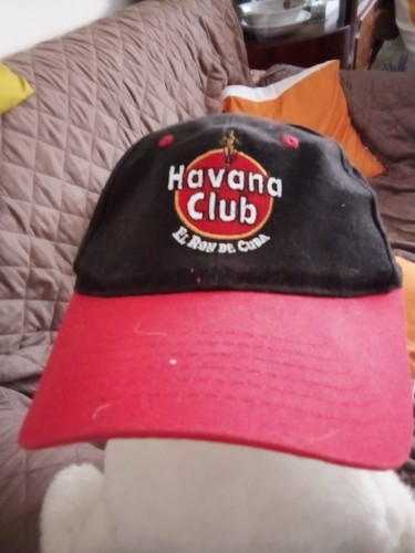 Cappello con visiera
