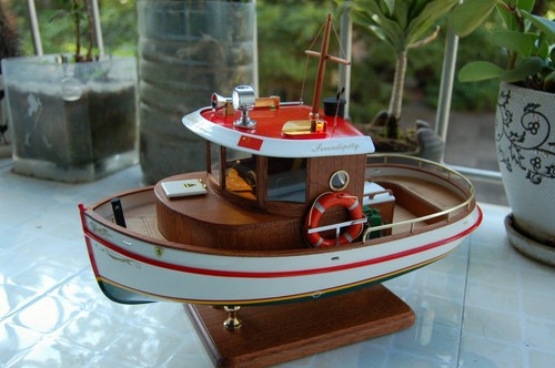Harbor micro tug 18 273 - micro, 1:18