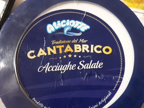 Acciughe salate mar - acciughe,