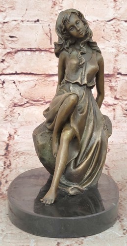 Girl seduto modello posa - seduto,