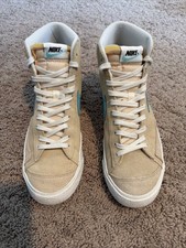 blazer mid 77 SE