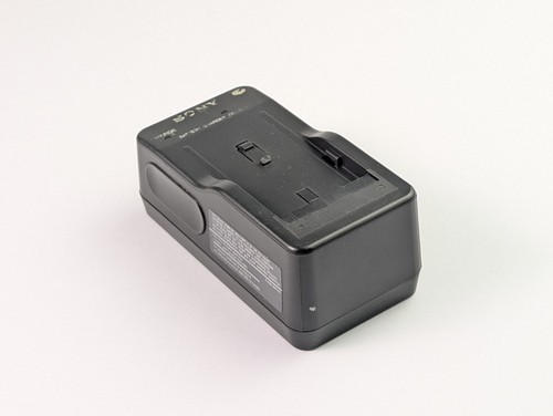 Sony battery charger - charger, bc-v615