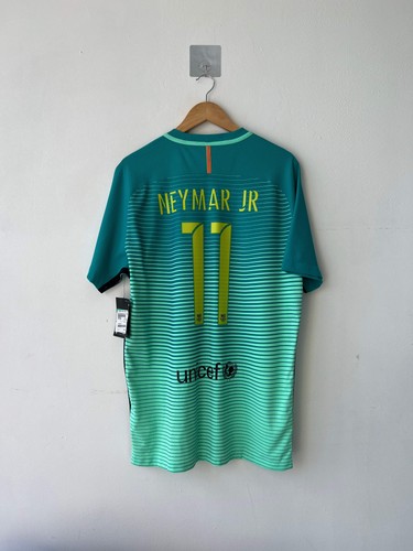 Barcelona 2016 third - (xl), 2016-17