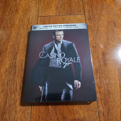 James bond 007 casino royale - james,