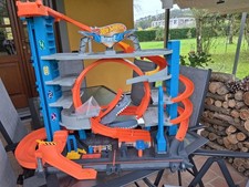 Pista Hot Weels City Garage Squalo