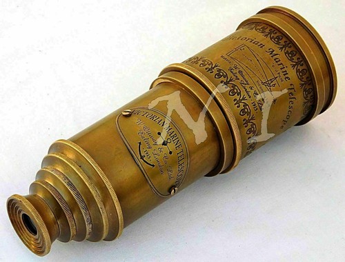 Antico telescopio marino