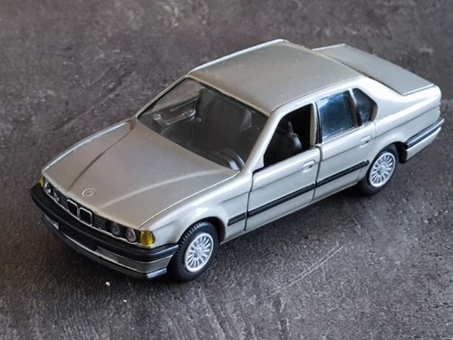 Gama 1107 bmw - 1/43,