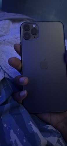 Apple iphone pro - apple, 11