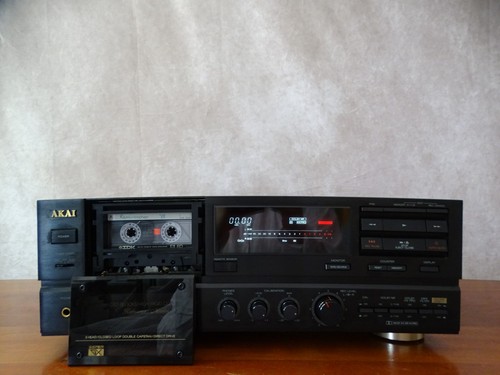 Akai tapedeck ha bisogno - akai,