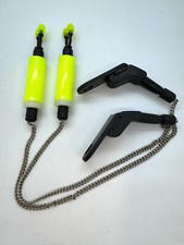 2X Catena pesca carpa verde indicatori morso bobine scambisti