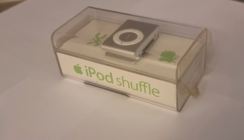 Apple ipod shuffle 2nd gen - ipod,