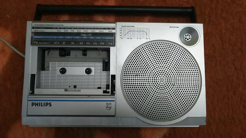Lettore radio cassette - e,