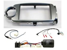 KIT COMPLETO MASCHERINA AUTORADIO NAVIGATORE 2 DIN TOYOTA YARIS SILVER DAL 2015 