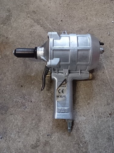 Rivettatrice pneumatica far - rivettatrice,