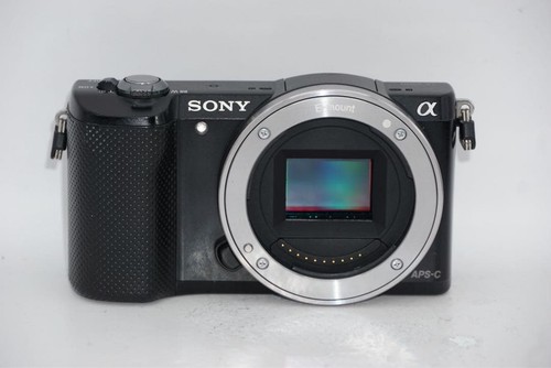 Fotocamera mirrorless sony - fotocamera,