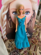 Vintage Barbie Quick Curl Deluxe Anni 1975 doppio abito e testa.