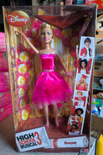 HIGH SCHOOL MUSICAL 3 DOLL