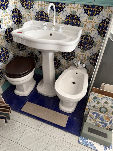 Vitra aria - vitra,