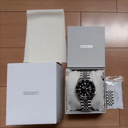 Seiko sports skx series - 5,