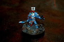 Warhammer 40k 40000 well painted Ultramarines Marneus Calgar Guard w scenic base