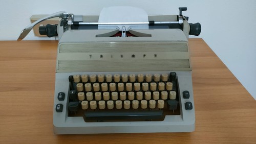 Macchina scrivere triumph - da,