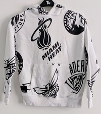 Felpa con cappuccio bianca