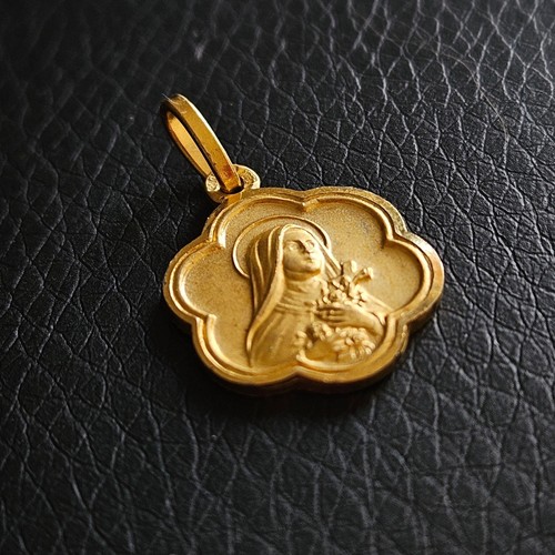 Médaille multilobes