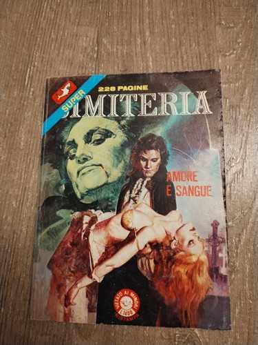 Fumetto super cimiteria - super,