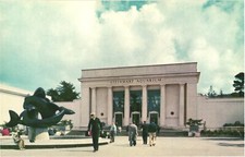 Facciata dell'acquario