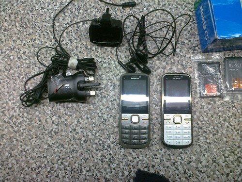 Nokia due telefoni - c5.00,,
