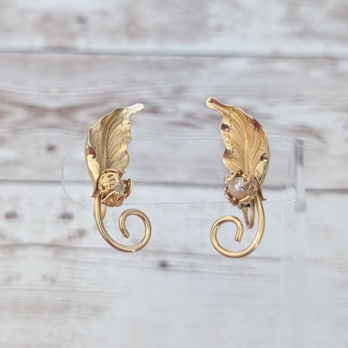 Vintage clip earrings leaf - vintage,