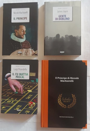 Stock libri grandi - stock,