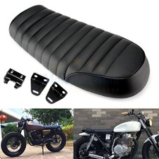 Black Seat Flat Hump Saddle