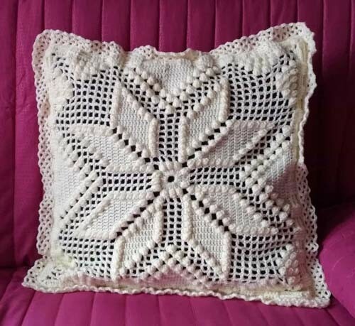 Cuscino all uncinetto fatto - fatto, a