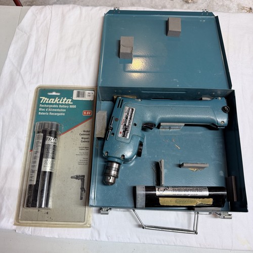 Trapano avvitatore batteria - a,