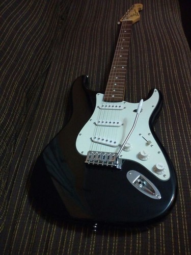 Chitarra elettrica da - sx,