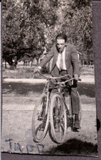 FOTOGRAFIA UOMO BICICLETTA MODA HEMET IDYLLWILD WINCHESTER CALIFORNIA VECCHIA FOTO
