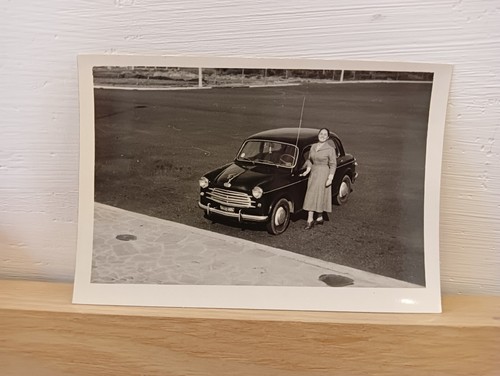 Fiat 1100 ritratto - 1100, donna
