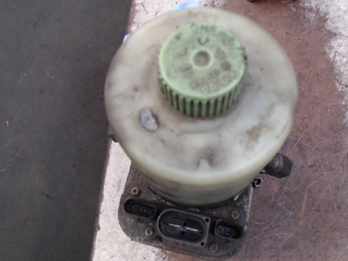 Pompa servosterzo elettrica - servosterzo,