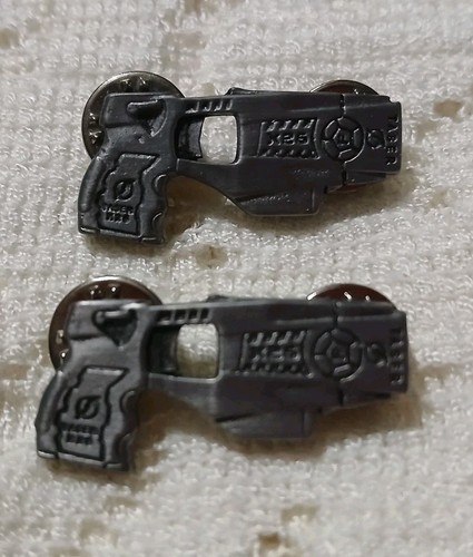 Rarissima spilla taser