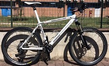 Bici mountain bike carbonio