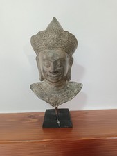 Statua in bronzo  divinità