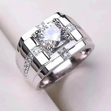 Anello da uomo con diamanti e