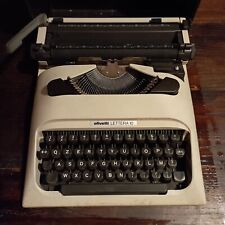 Macchina Da Scrivere Olivetti