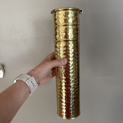 Coperchio incernierato tubo