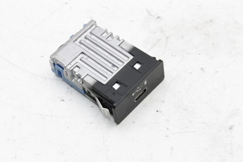 Bmw f40 usb 8711939 00 - usb, 2.00