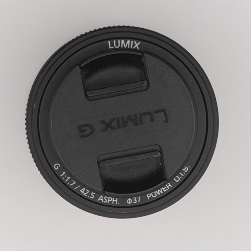Panasonic lumix 5mm - 42.5mm, f/1.7