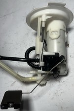 Kraftstoffpumpe seitlich L