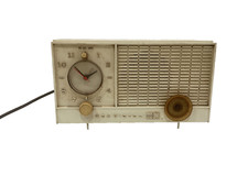 Ricambi/riparazione radio orologio supereterodina RCA Victor RFD11V