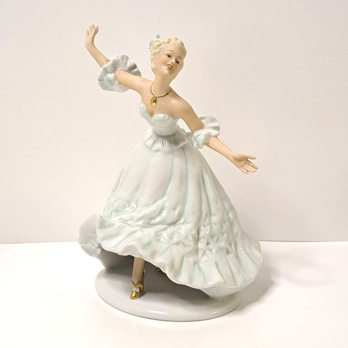 Rara statuina porcellana